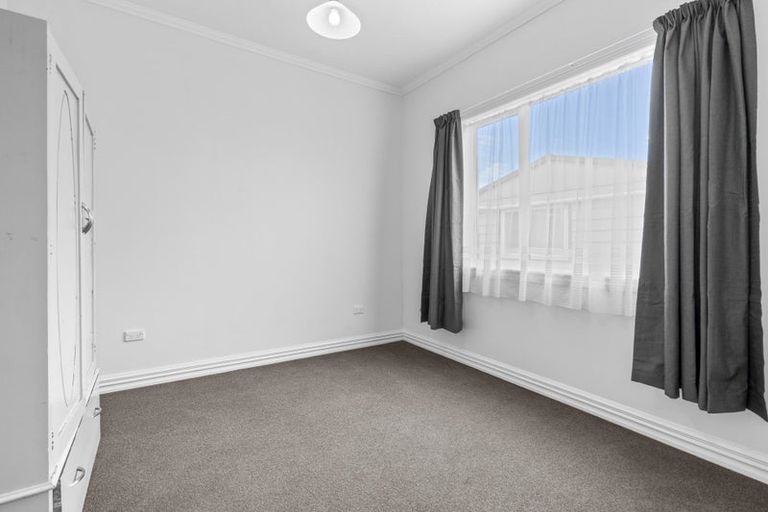 Photo of property in 39 Helena Street, Forbury, Dunedin, 9012