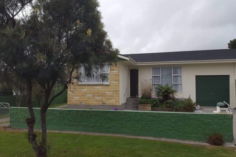 Photo of property in 21a Kapanui Road, Waikanae, 5036