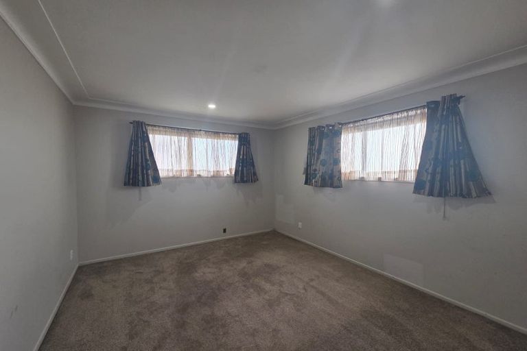 Photo of property in 2/4 Carlie Street, Papatoetoe, Auckland, 2025