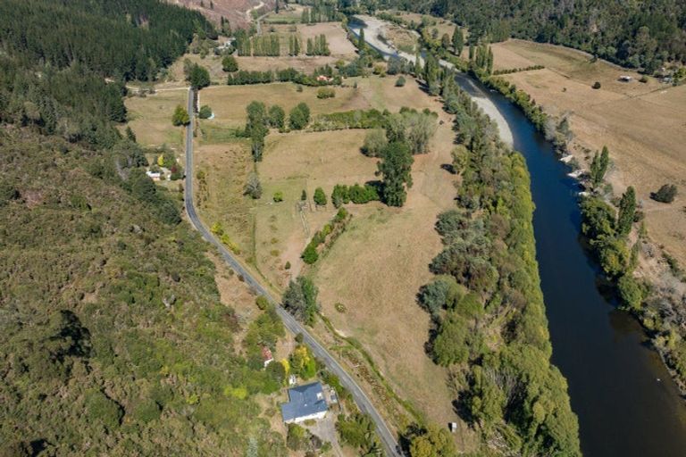 Photo of property in 411 Motueka Valley Highway, Motueka, 7196
