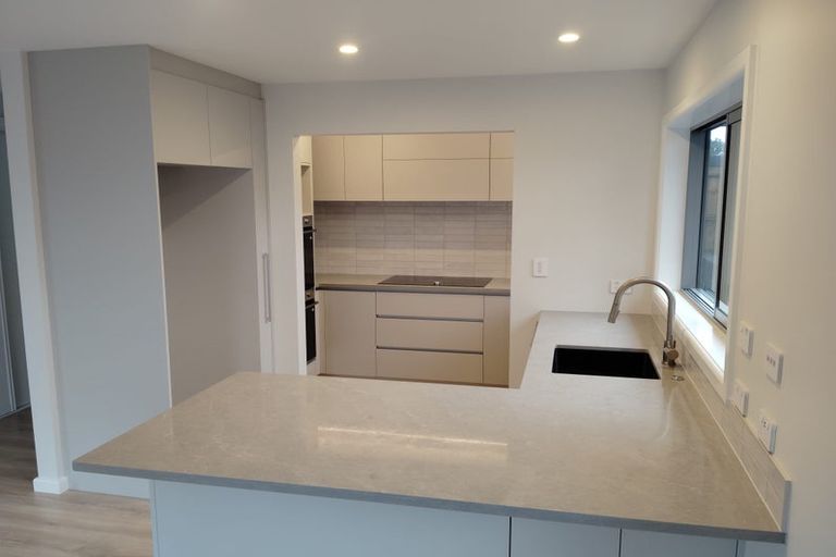 Photo of property in 34b Bradbury Road, Botany Downs, Auckland, 2010