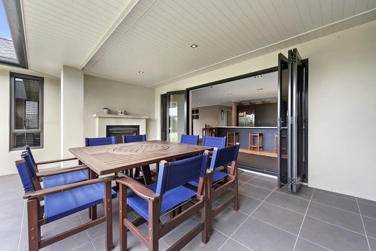 Photo of property in 6 Cornice Place, Flagstaff, Hamilton, 3210