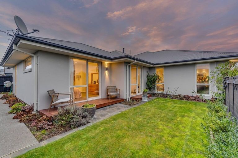 Photo of property in 5 Oakley Drive, Prebbleton, 7604