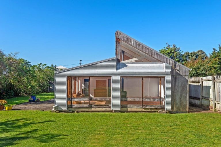 Photo of property in 40 Douglas Street, Okitu, Gisborne, 4010