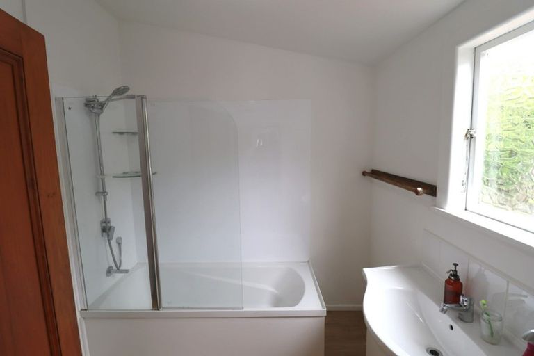 Photo of property in 13 Te Wharepouri Street, Berhampore, Wellington, 6023