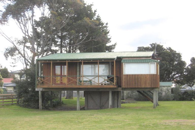 Photo of property in 103 Short Road, Whangamata, 3620