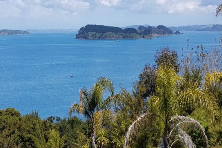 Photo of property in 12 Elizabeth Point Road, Kawau Island, 0920