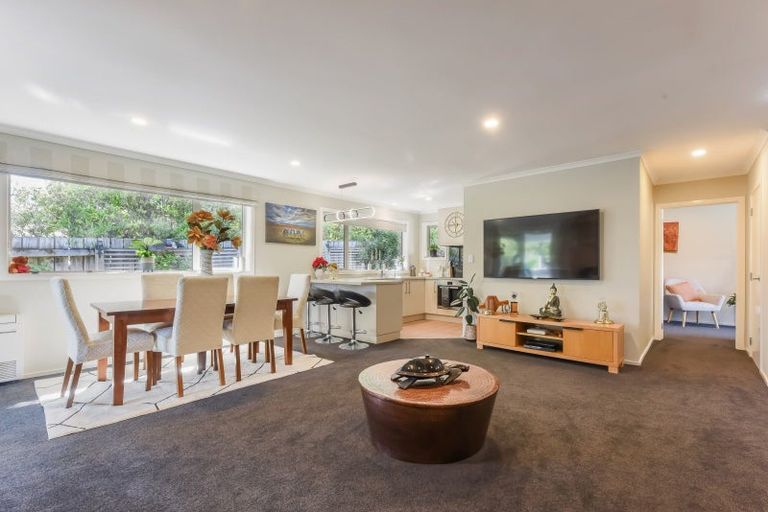 Photo of property in 118 Milton Terrace, Picton, 7220