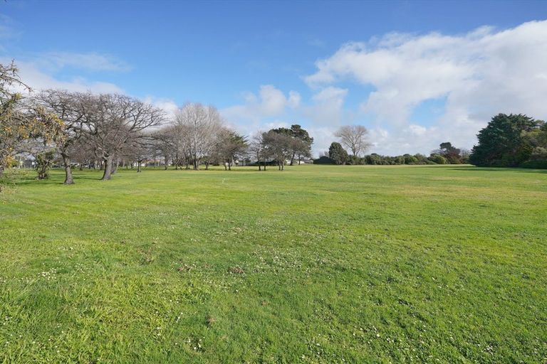 Photo of property in 120 Lonsdale Street, New Brighton, Christchurch, 8083