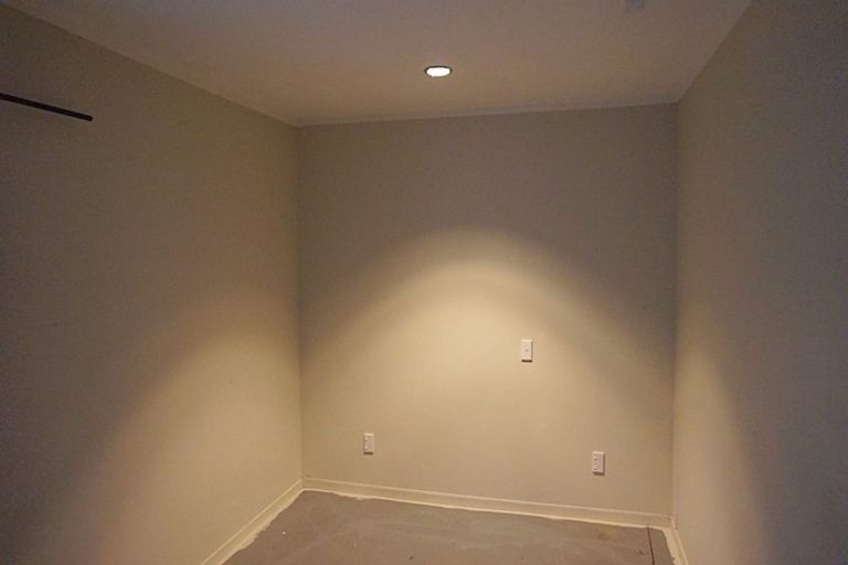 Photo of property in 2/22 Steeple Rise, Pakuranga, Auckland, 2010