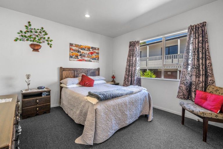 Photo of property in 10a Seymour Place, Bellevue, Tauranga, 3110