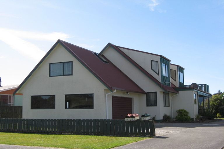 Photo of property in 46 Cook Street, Carters Beach, Westport, 7825