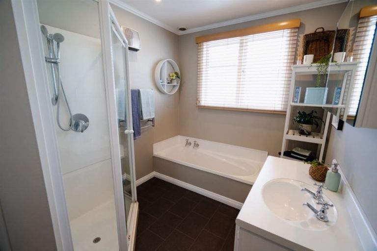 Photo of property in 44 Hargest Crescent, Saint Kilda, Dunedin, 9012