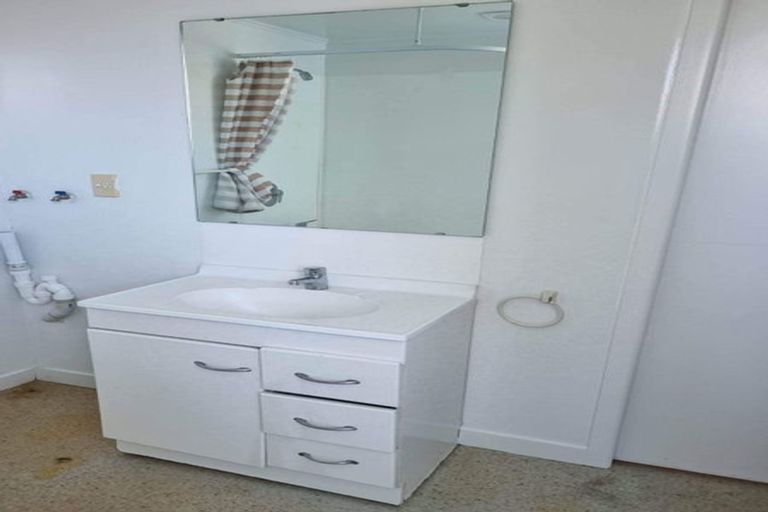 Photo of property in 3 Whitley Crescent, Otara, Auckland, 2023