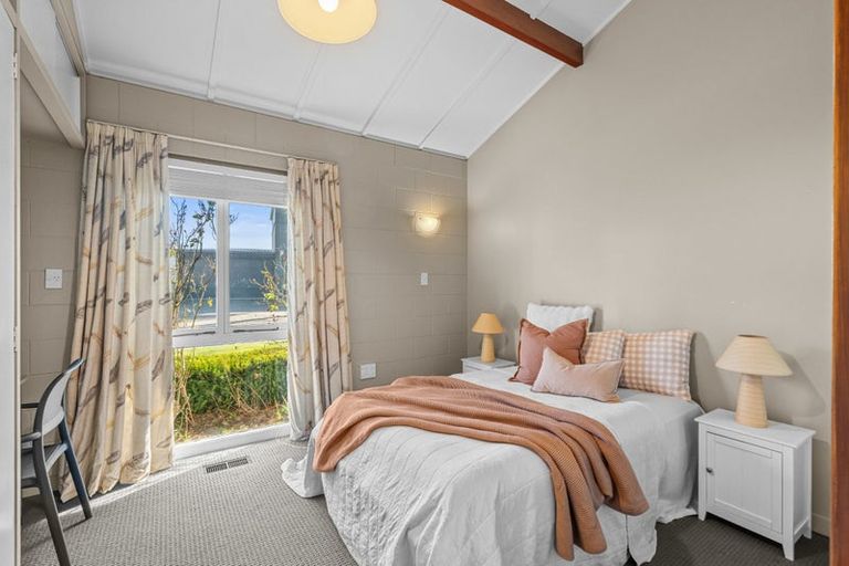 Photo of property in 6 Kilmuir Lane, Harewood, Christchurch, 8051