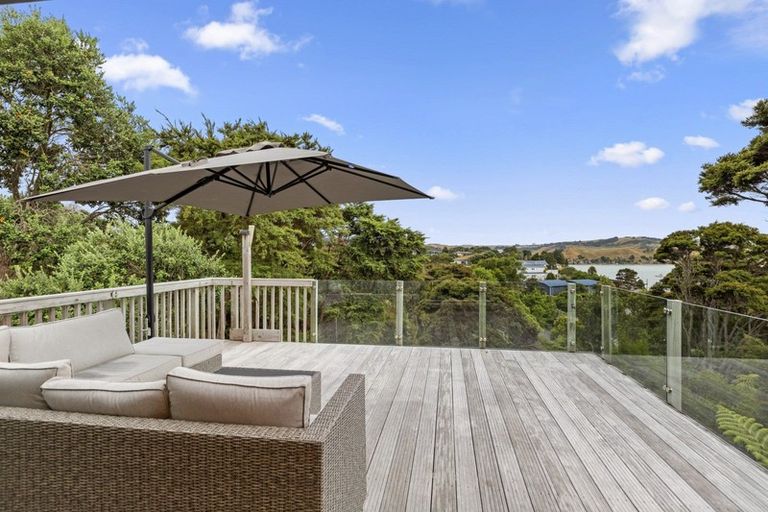 Photo of property in 8 Bay View Road, Raglan, 3225