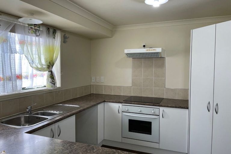 Photo of property in 41 Sturdee Road, Manurewa, Auckland, 2102
