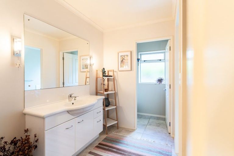 Photo of property in 72 Tawhai Place, Parahaki, Whangarei, 0112