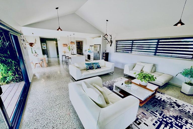 Photo of property in 16 Kaniera Terrace, Cambridge, 3434