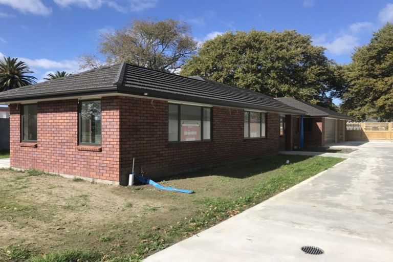 Photo of property in 13 Grand Oaks Drive, Awapuni, Palmerston North, 4412