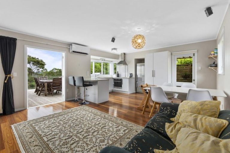 Photo of property in 206 Upper Harbour Drive, Greenhithe, Auckland, 0632