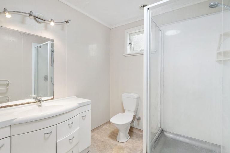 Photo of property in 31 Todman Street, Brooklyn, Wellington, 6021