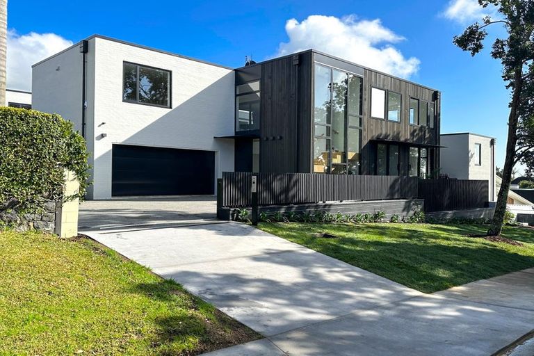 Photo of property in 14a Muritai Road, Milford, Auckland, 0620
