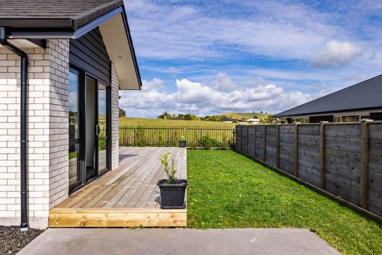 Photo of property in 13 Riverglen Drive, Haruru, 0204