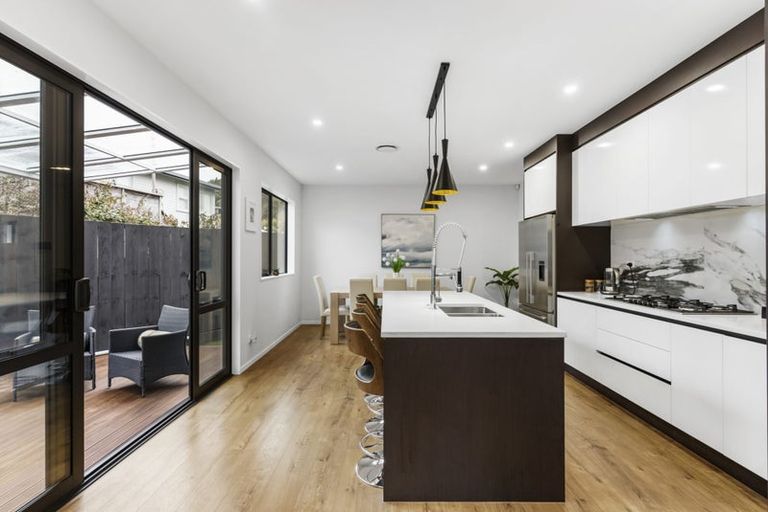 Photo of property in 6a Hostel Access Road, Eastern Beach, Auckland, 2012