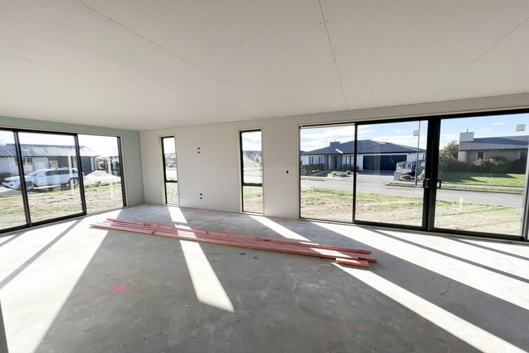 Photo of property in 9 Pahua Street, Pegasus, 7612