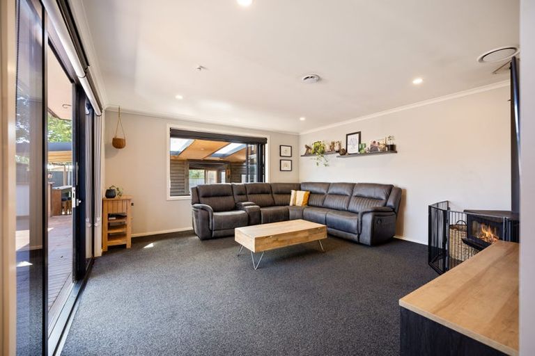 Photo of property in 32 Cridland Street West, Kaiapoi, 7630