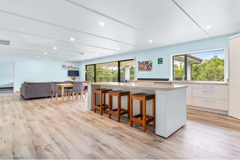 Photo of property in 6 Catherin Servant Close, Maunu, Whangarei, 0110