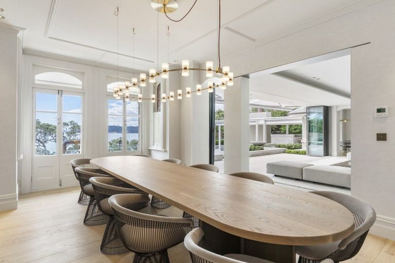 Photo of property in 27 Marine Parade, Herne Bay, Auckland, 1011