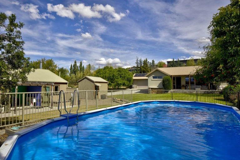 Photo of property in 45 Domain Road, Bannockburn, Cromwell, 9384