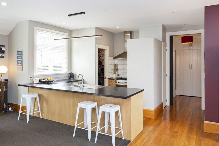 Photo of property in 32 Taylors Avenue, Bryndwr, Christchurch, 8052