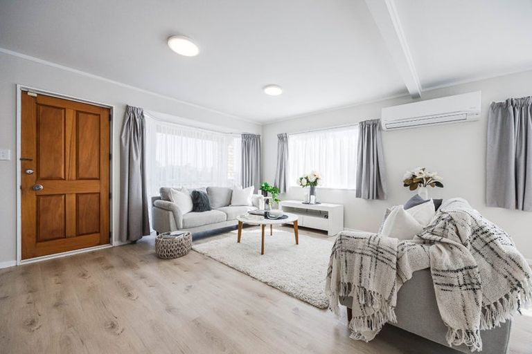 Photo of property in 4/73 Vintage Drive, Henderson, Auckland, 0612