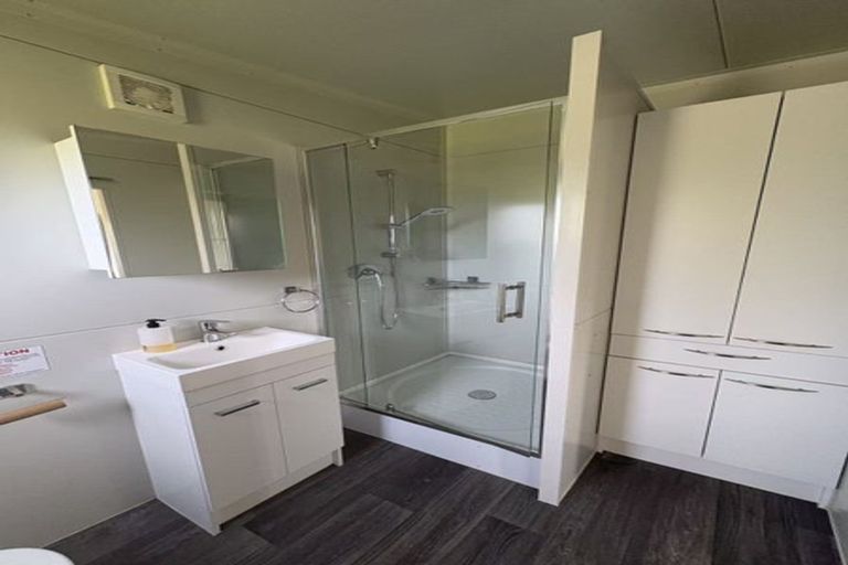 Photo of property in 300 Kingseat Road, Kingseat, Pukekohe, 2679