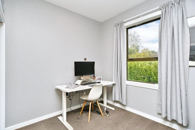 Photo of property in 25 Mackworth Street, Woolston, Christchurch, 8062