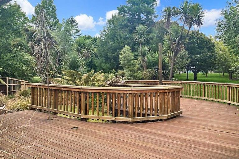 Photo of property in 17a Truman Road, Bryndwr, Christchurch, 8053