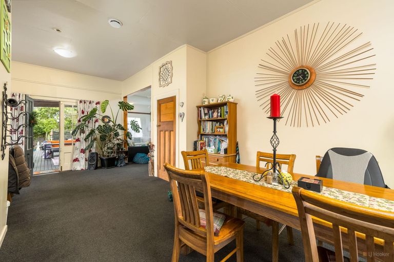 Photo of property in 13 Queens Terrace, Waimate, 7978