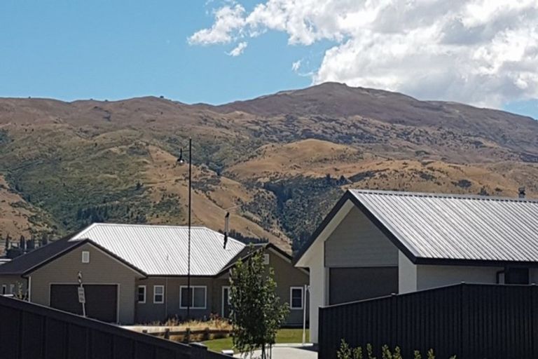 Photo of property in 6 Caledonian Place, Cromwell, 9310