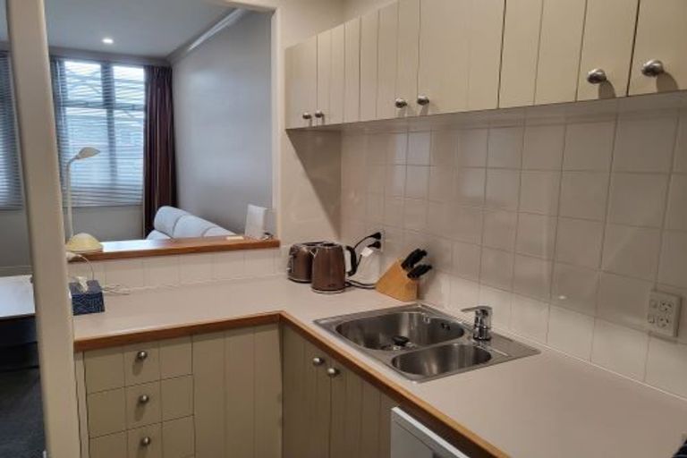 Photo of property in Kelvin House, 6a/16 The Terrace, Wellington Central, Wellington, 6011