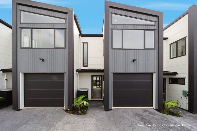 Photo of property in 4/7 Tapu Road, Huapai, Kumeu, 0810