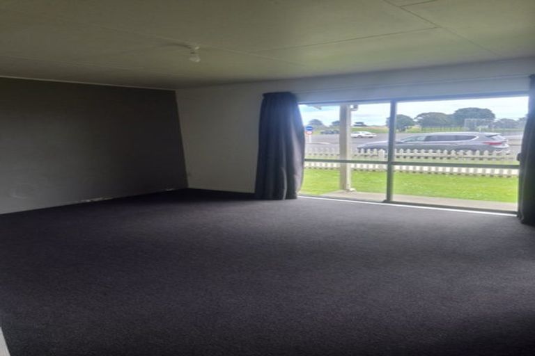 Photo of property in 23 Adkin Avenue, Levin, 5510