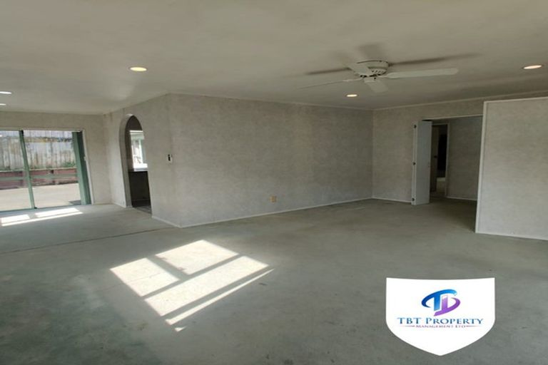 Photo of property in 14 Crail Court, Totara Heights, Auckland, 2105