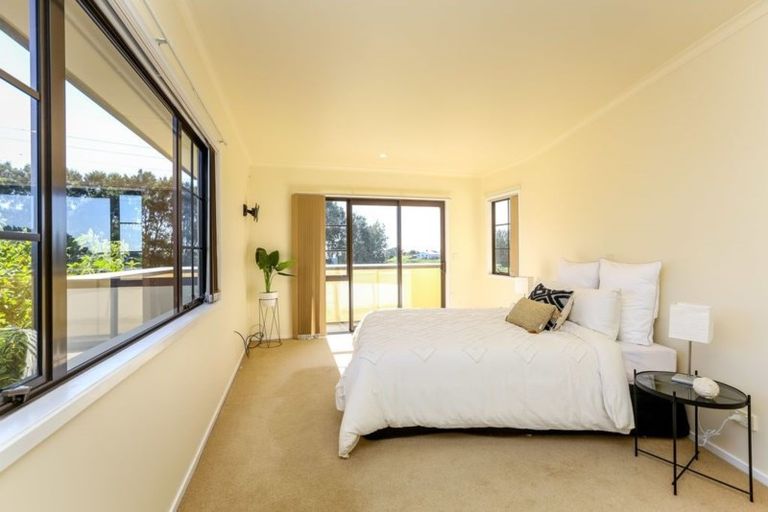 Photo of property in 70a Shelter Grove, Frankleigh Park, New Plymouth, 4310