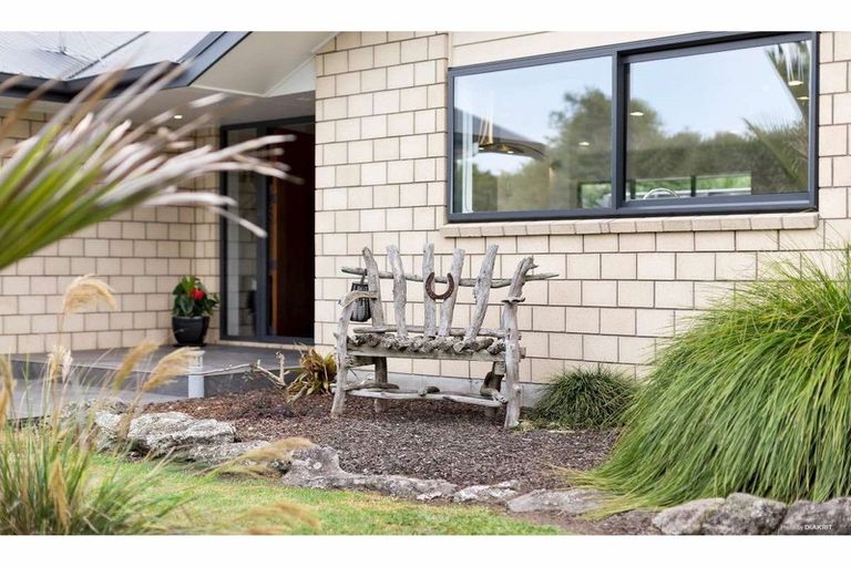 Photo of property in 109 Waitotara Drive, Waipapa, 0230