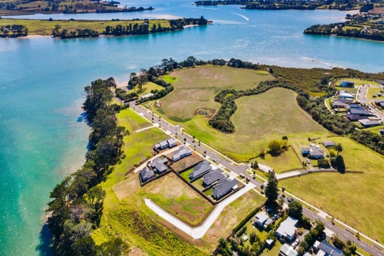 Photo of property in 26a Mclarin Road, Glenbrook, 2681