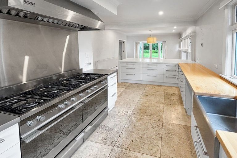 Photo of property in 82 Glandovey Road, Fendalton, Christchurch, 8052