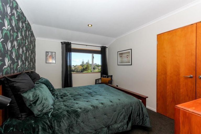 Photo of property in 157c Heta Road, Highlands Park, New Plymouth, 4312